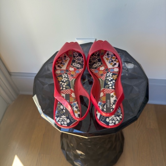 Melissa Zen Rubber Sandals Red - Picture 5 of 8